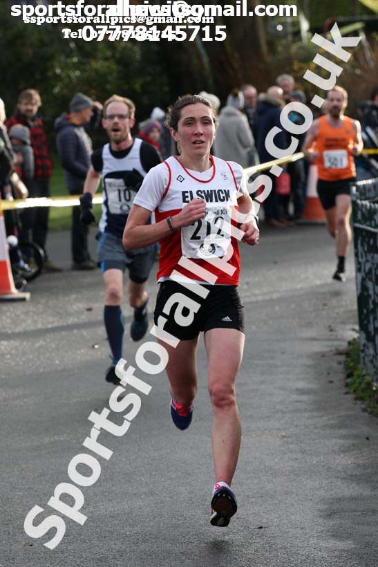 Ronnie Walker Saltwell 10k Road Race, Gateshead. Photo:  David T. Hewitson/Sports for All Pics